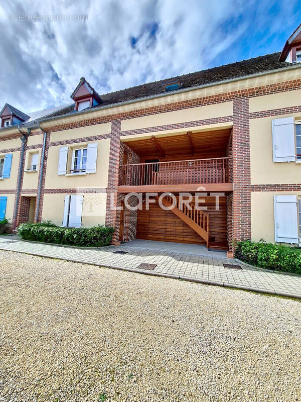 Appartement à BORNEL