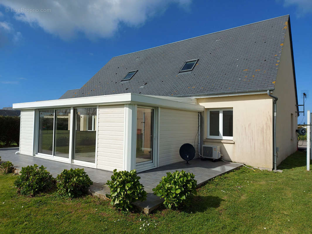 Maison à SAINT-VAAST-LA-HOUGUE