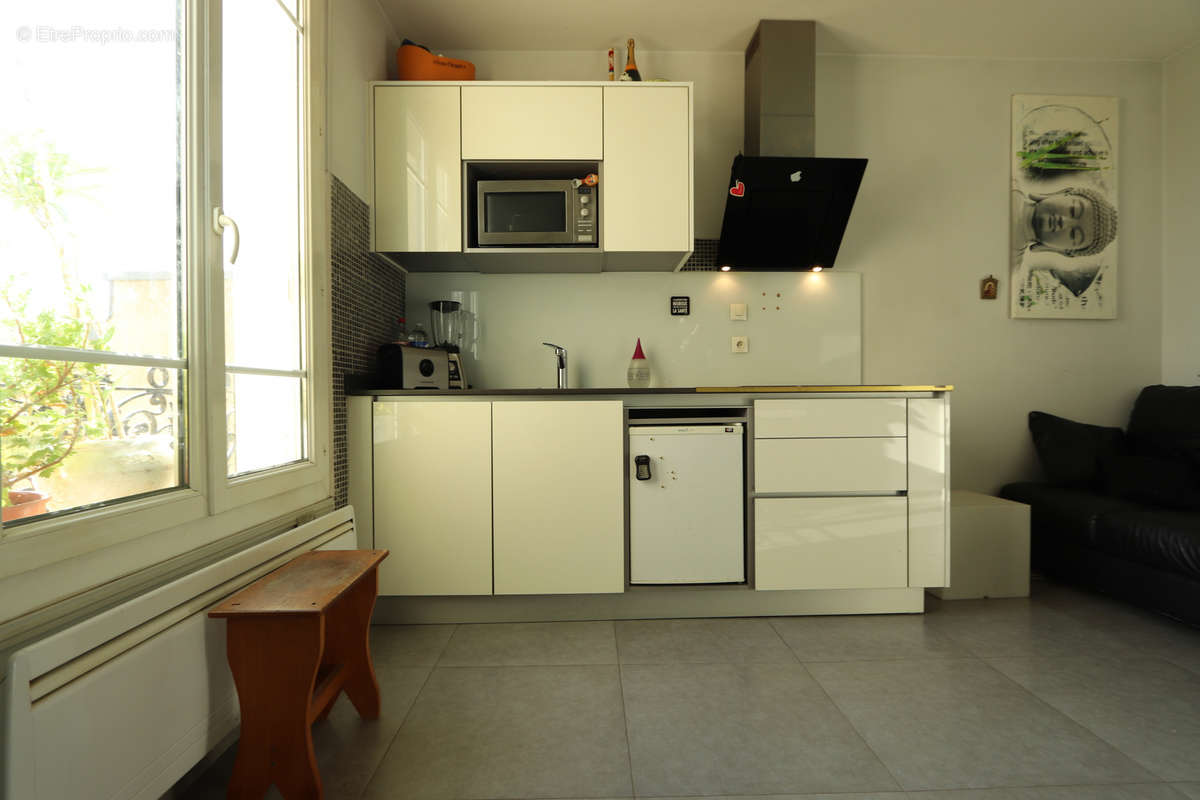 Appartement à LES PAVILLONS-SOUS-BOIS