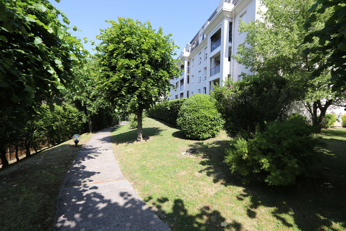 Appartement à LIVRY-GARGAN