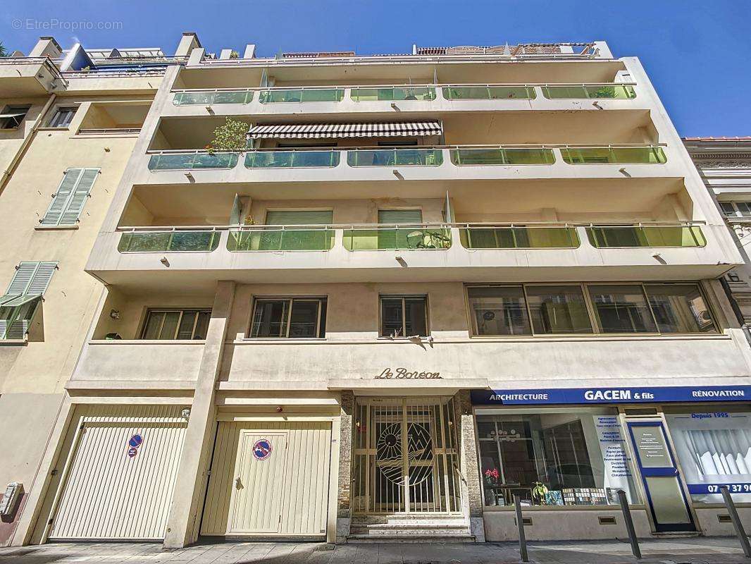 Appartement à NICE