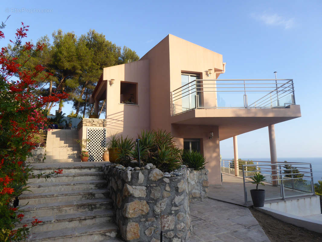 Maison à MENTON