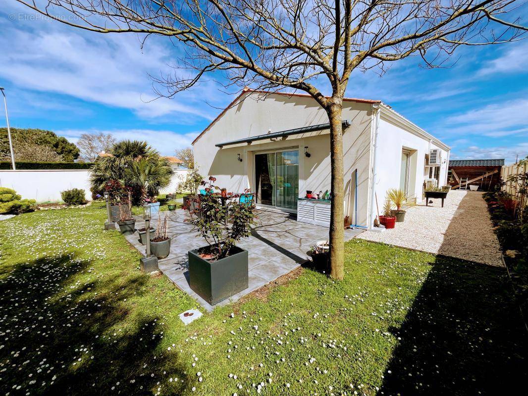 Maison à SAINT-SULPICE-DE-ROYAN