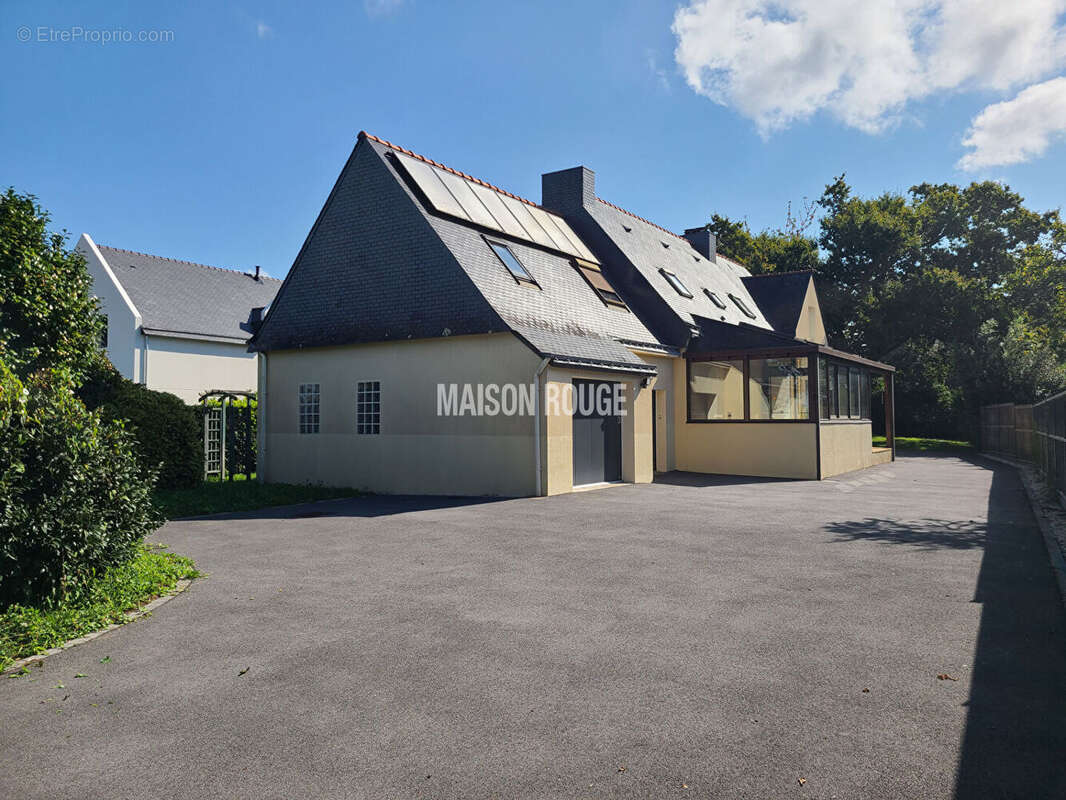 Maison à LARMOR-BADEN