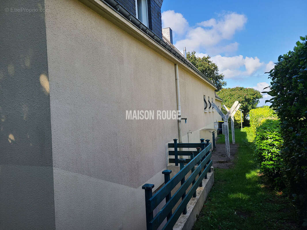 Maison à LARMOR-BADEN