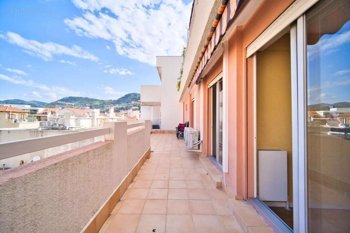 Appartement à NICE