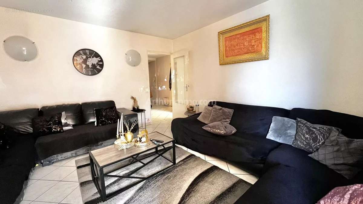 Appartement à FREJUS