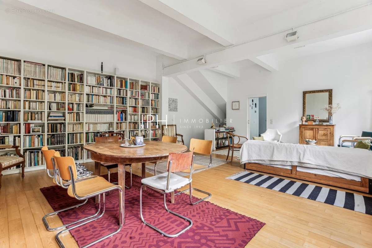 Appartement à PARIS-12E