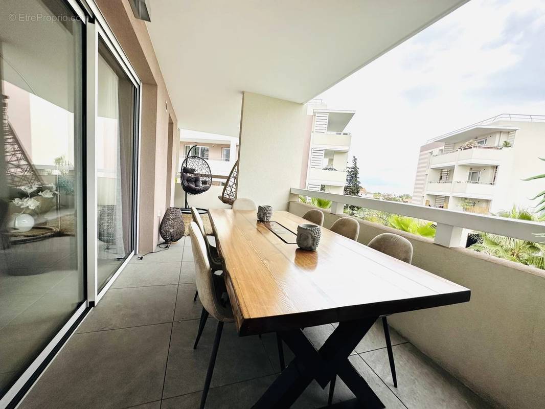 Appartement à VILLENEUVE-LOUBET