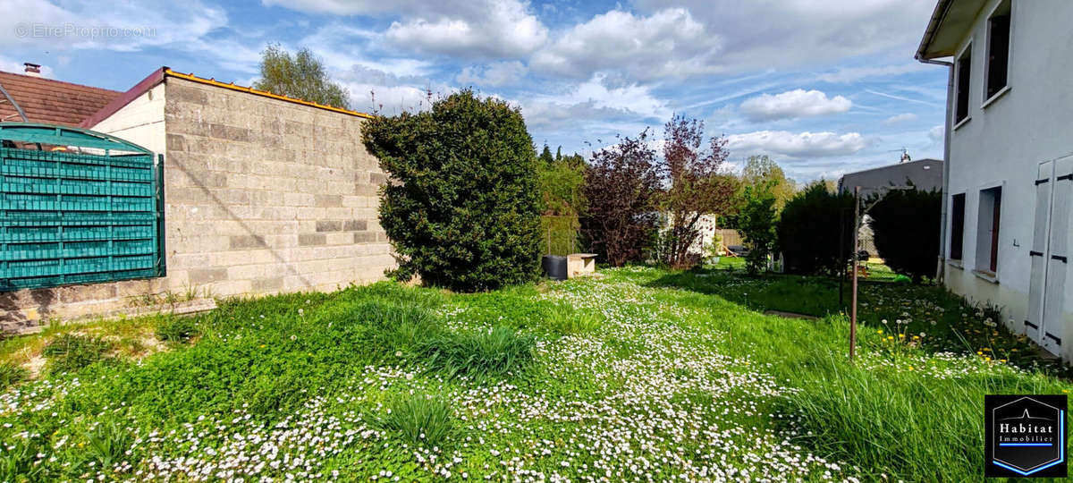 Maison à LIZY-SUR-OURCQ