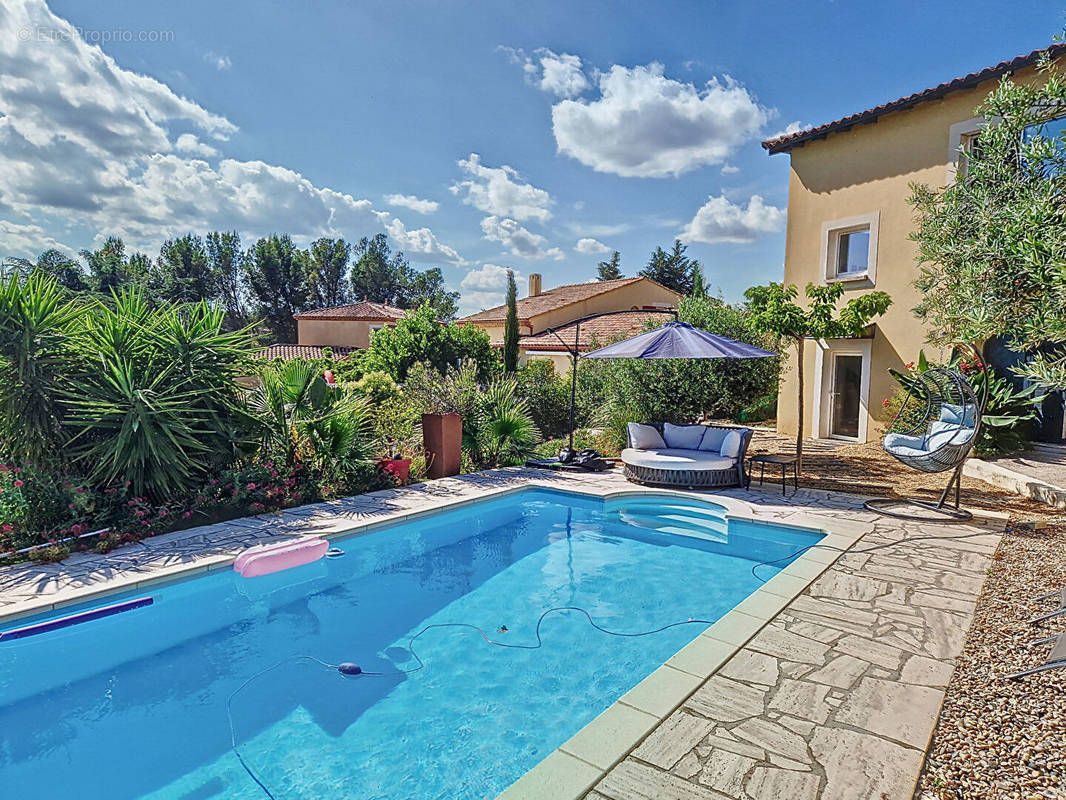 Maison à VILLENEUVE-LES-AVIGNON