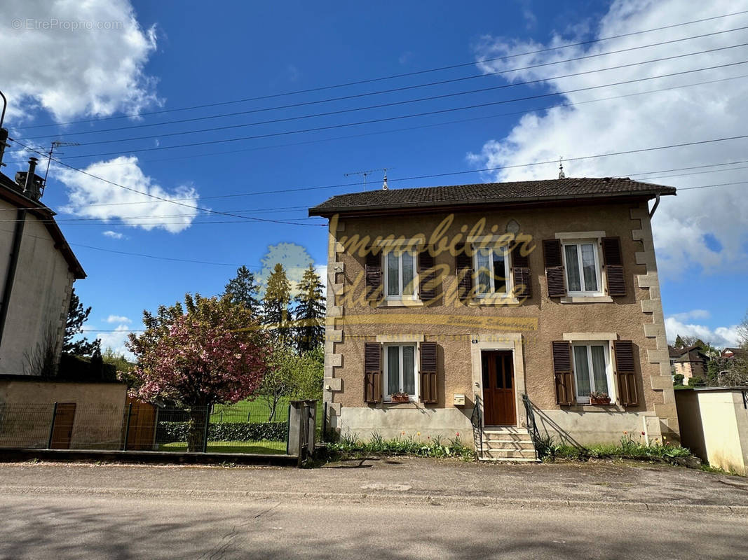 Maison à FONTAINE-LES-LUXEUIL