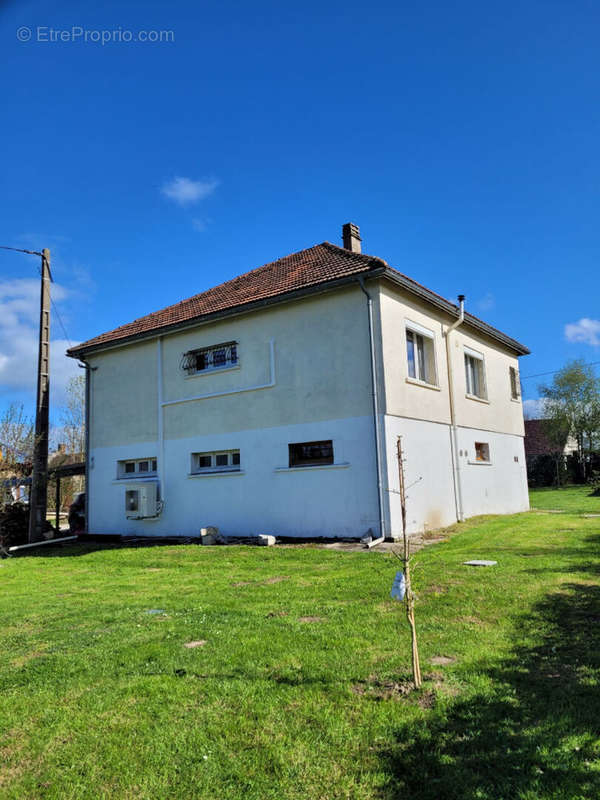 Maison à VOUSSAC