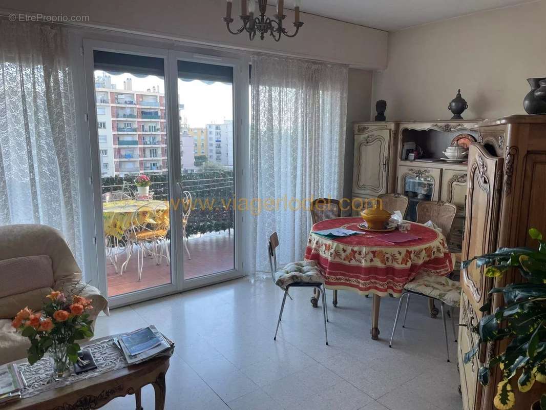 Appartement à NICE