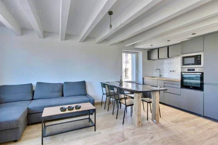 Appartement à MARSEILLE-10E