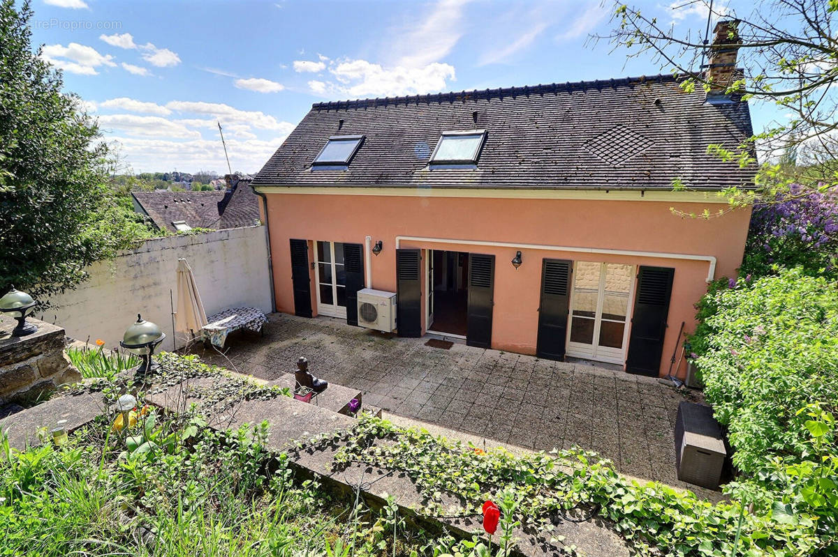 Appartement à PONTOISE