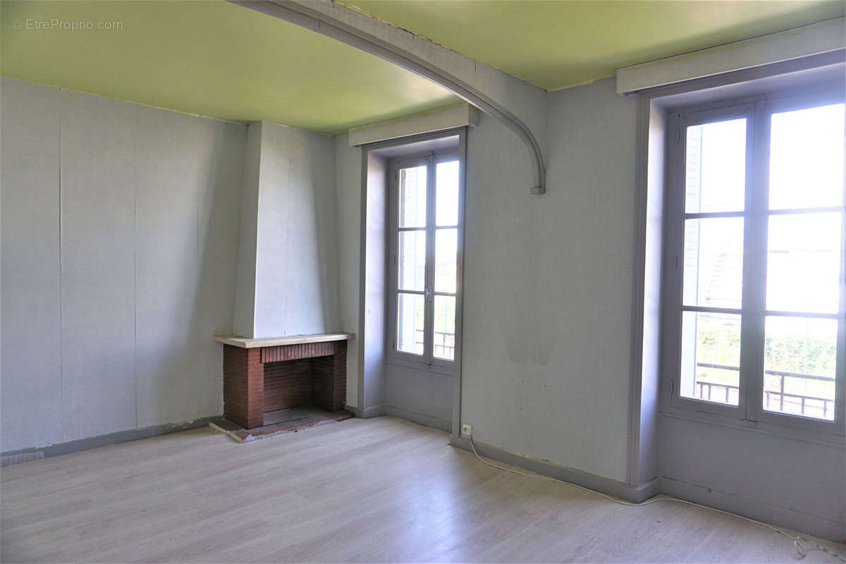 Appartement à BRIVE-LA-GAILLARDE