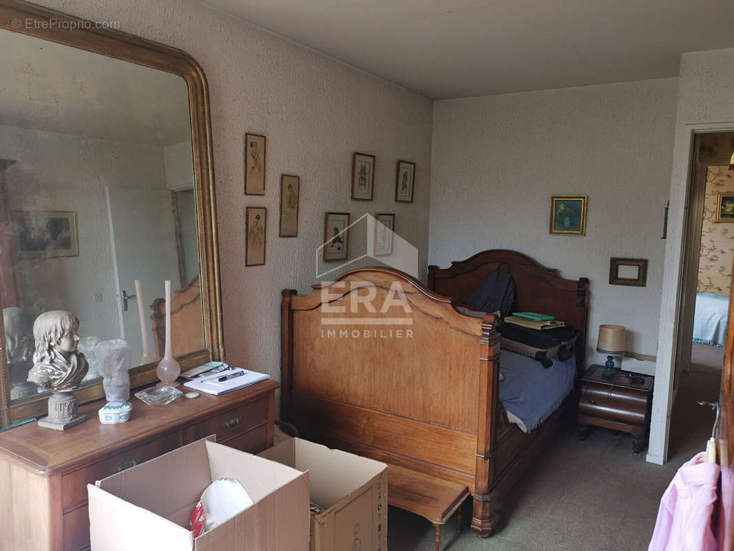 Appartement à MONTIGNY-LE-BRETONNEUX