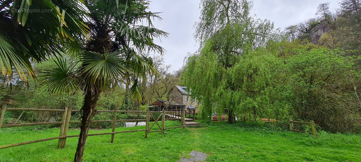 Maison à VIEUX-VY-SUR-COUESNON