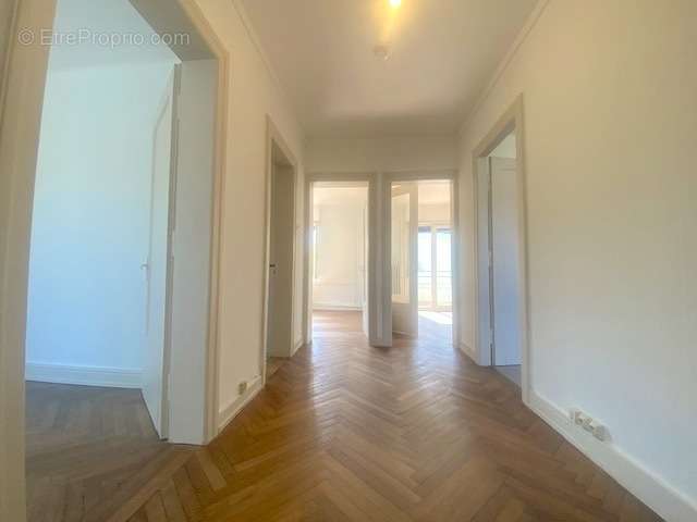 entrée  - Appartement à STRASBOURG