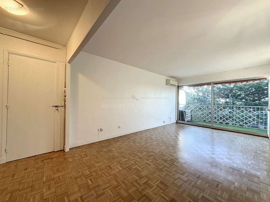 Appartement à MARSEILLE-12E