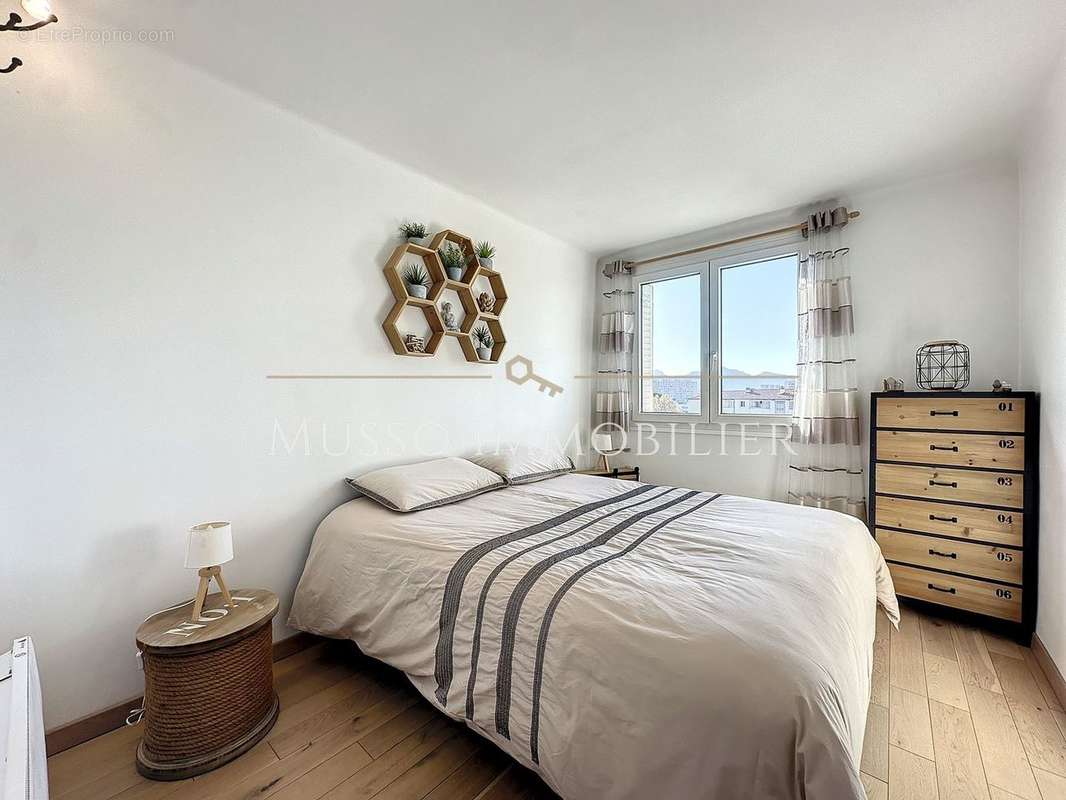 Appartement à MARSEILLE-9E