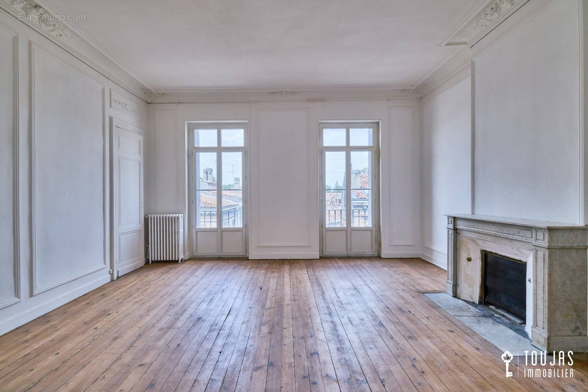 Appartement à BORDEAUX