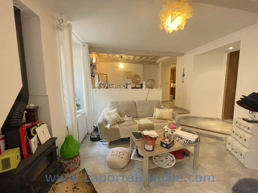 Appartement à CAGNES-SUR-MER