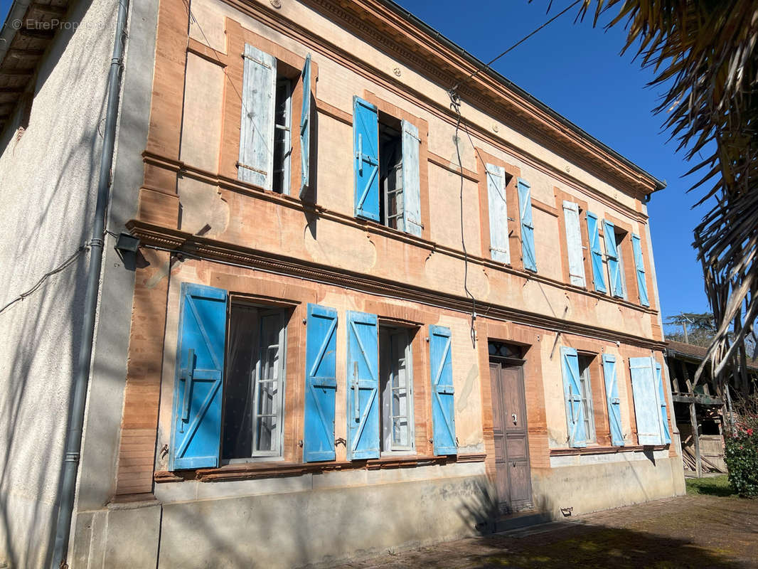 Maison à LOMBEZ