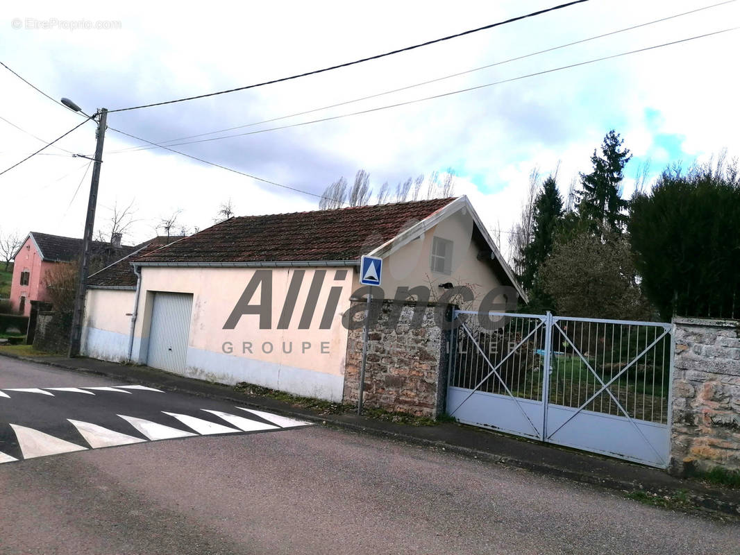 Maison à LUXEUIL-LES-BAINS