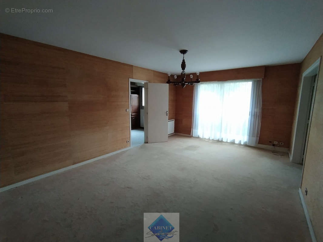 Appartement à EU