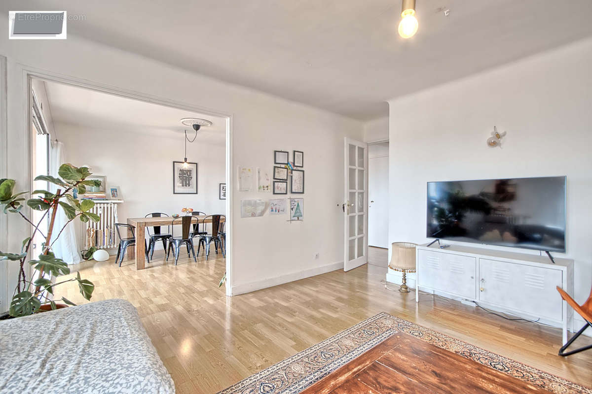 Appartement à HYERES