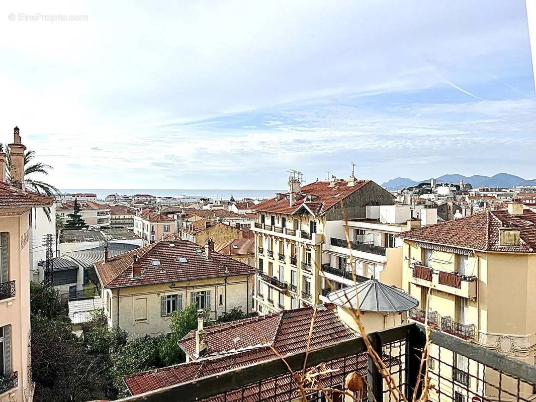 Appartement à CANNES