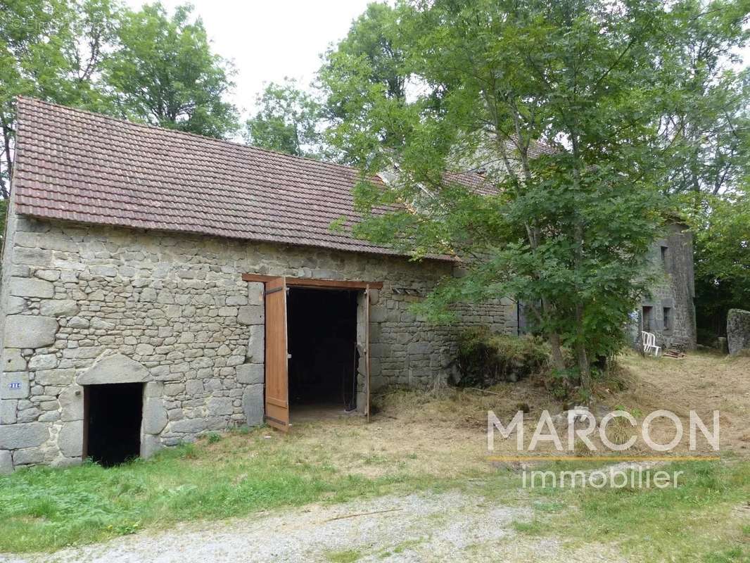 Maison à AUBUSSON