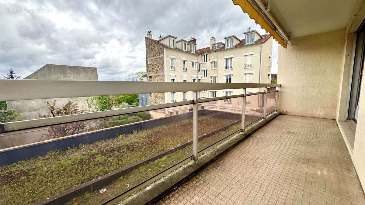 Appartement à LE RAINCY