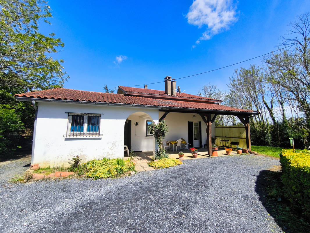 Maison à AIGNAN