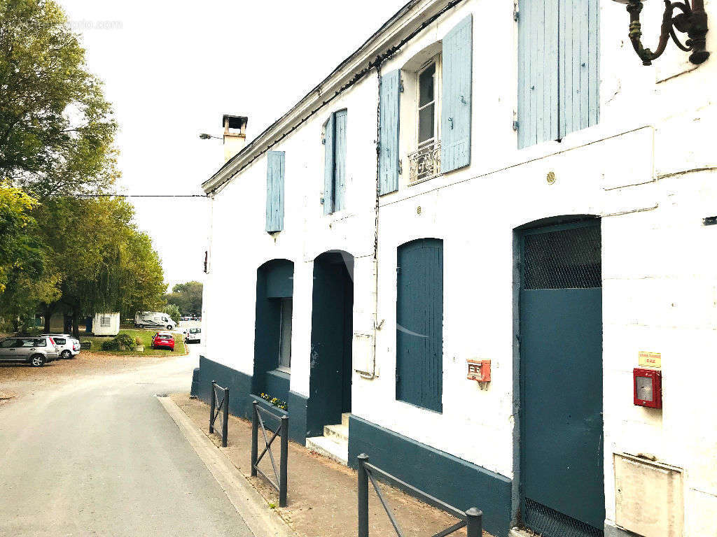 Appartement à CHANIERS