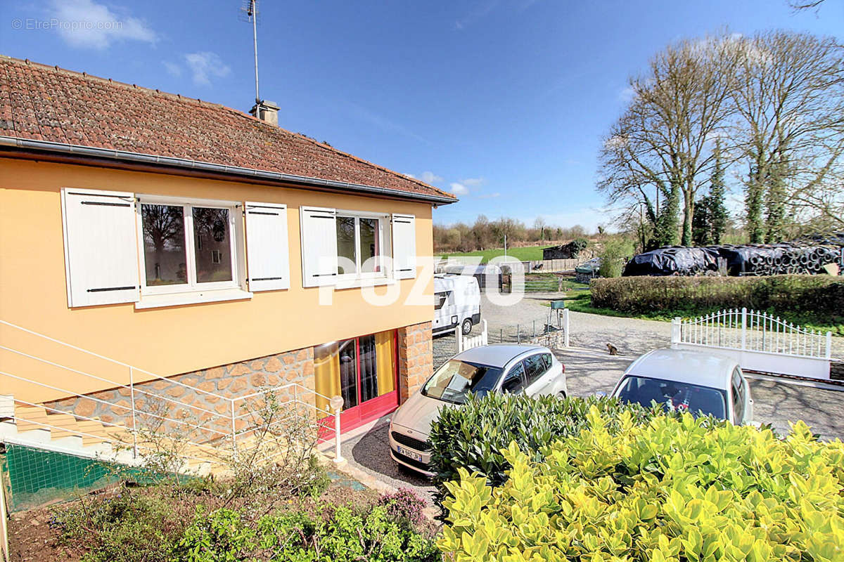 Maison à SAINT-PLANCHERS