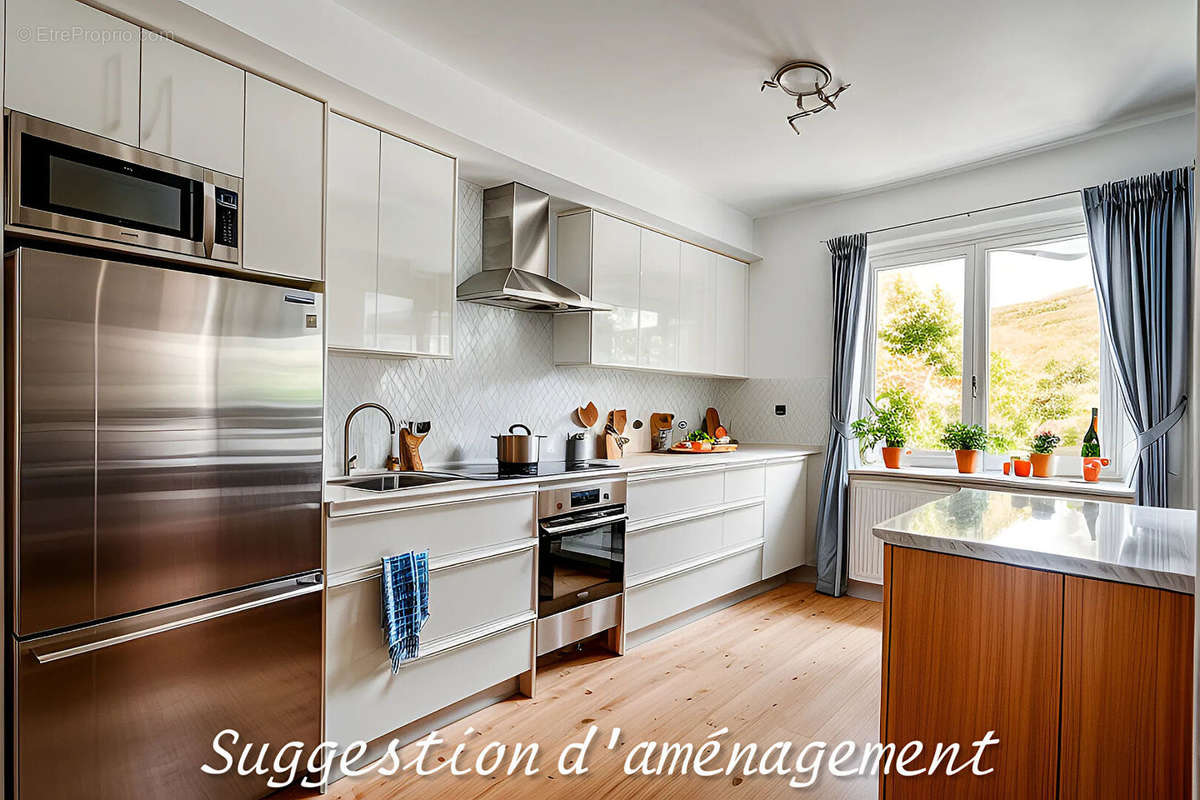 Appartement à MEOUNES-LES-MONTRIEUX