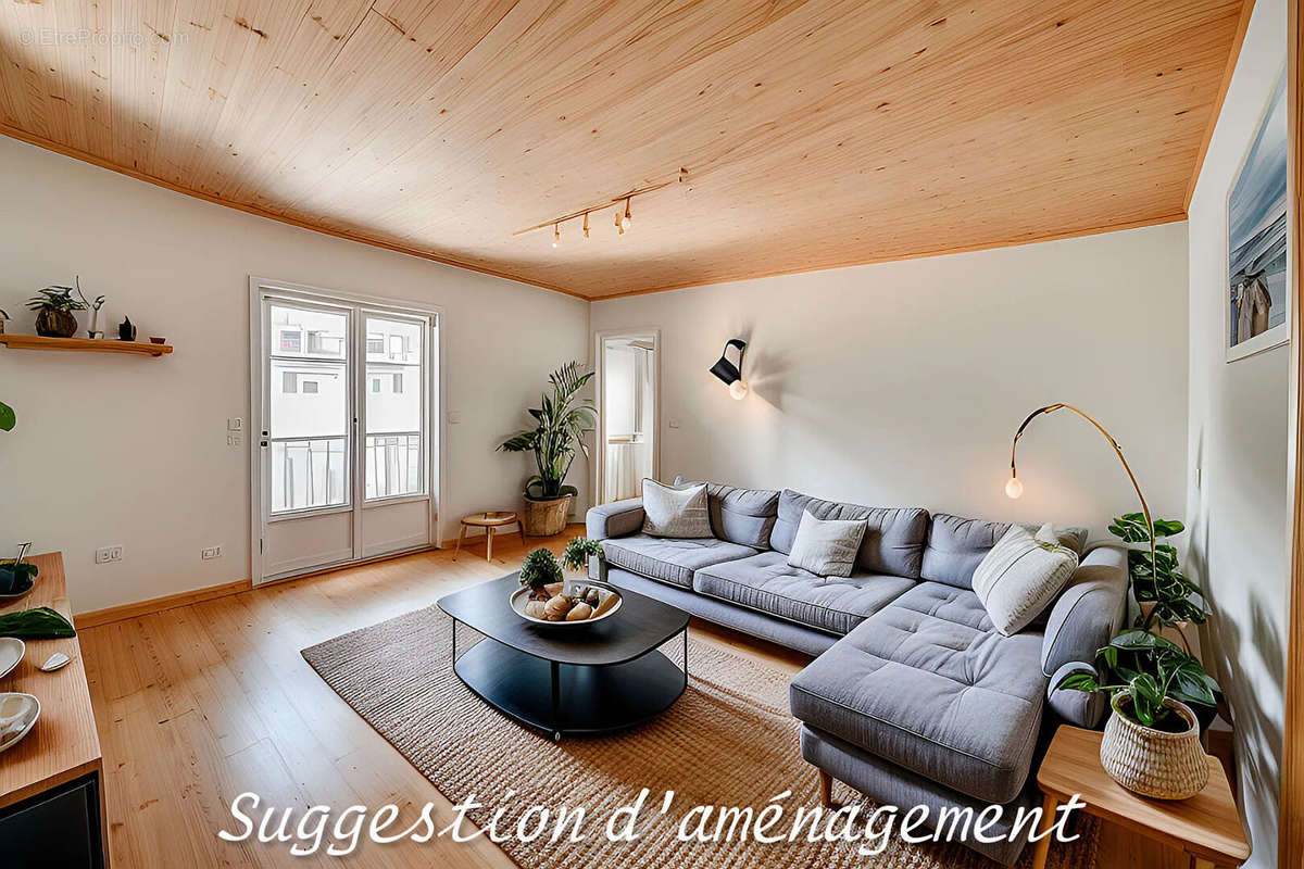 Appartement à MEOUNES-LES-MONTRIEUX