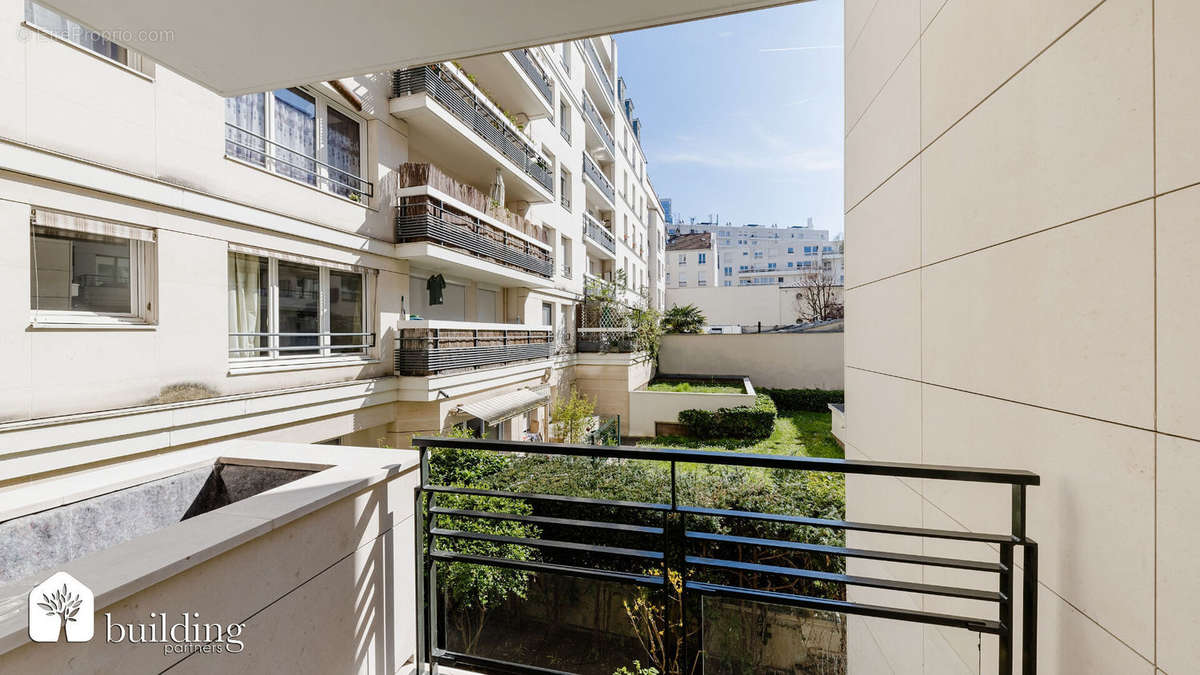 Appartement à LEVALLOIS-PERRET