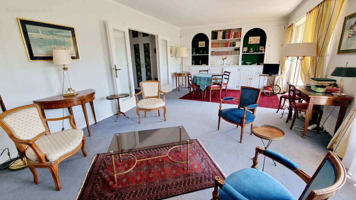 Appartement à MAISONS-LAFFITTE