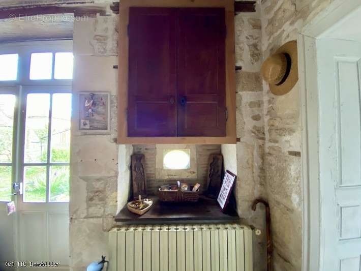 Maison à VERTEUIL-SUR-CHARENTE