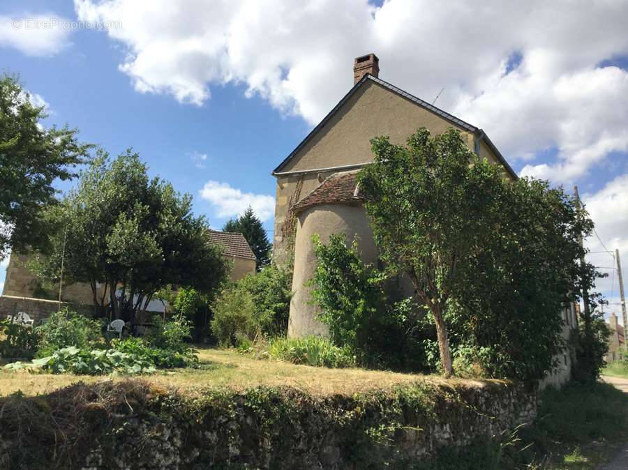 Maison à TANNAY