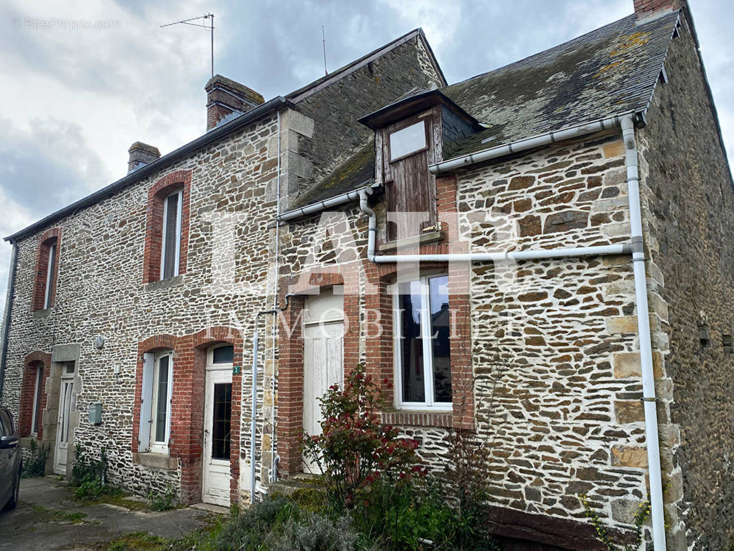 Maison à COUPTRAIN