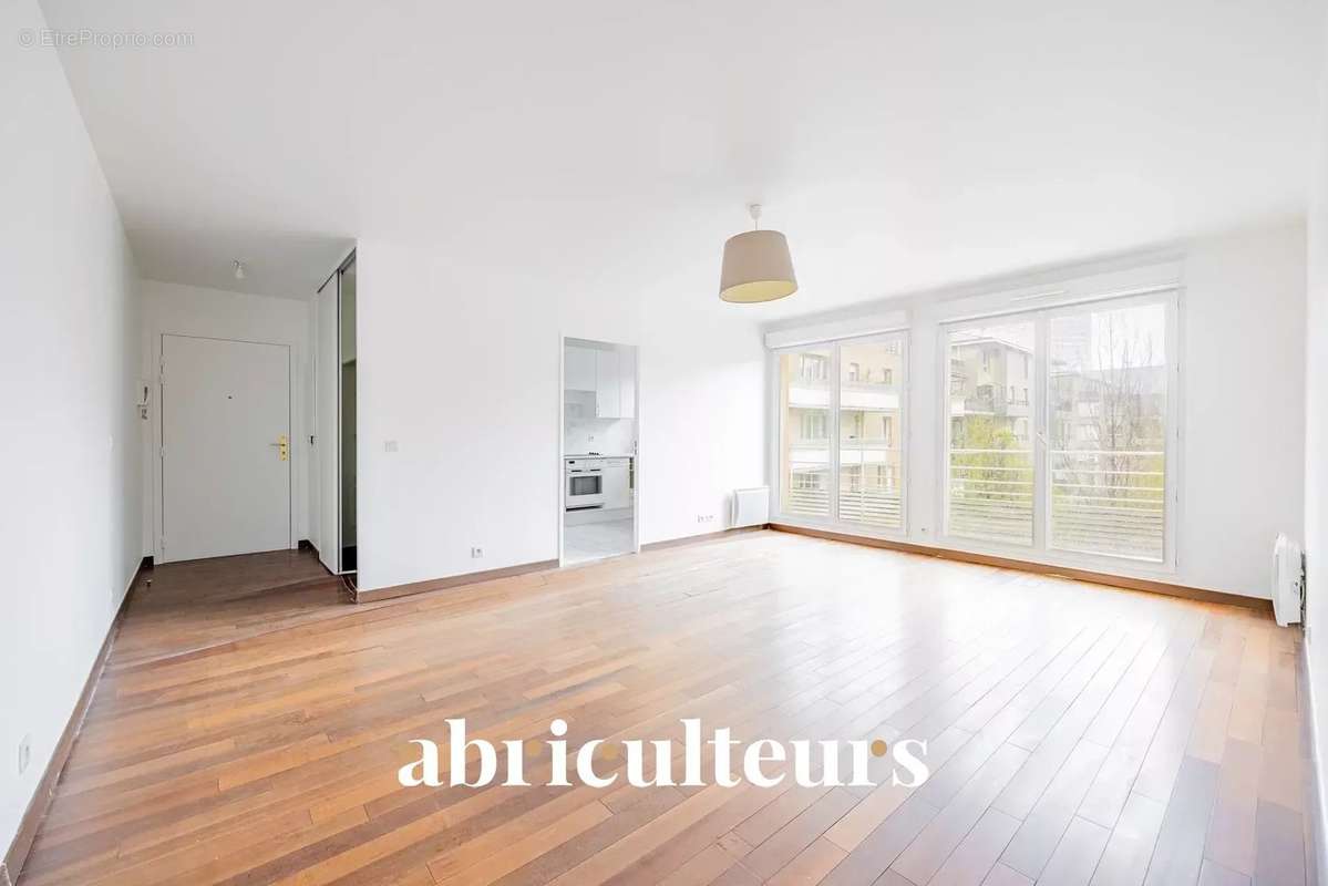 Appartement à SAINT-DENIS