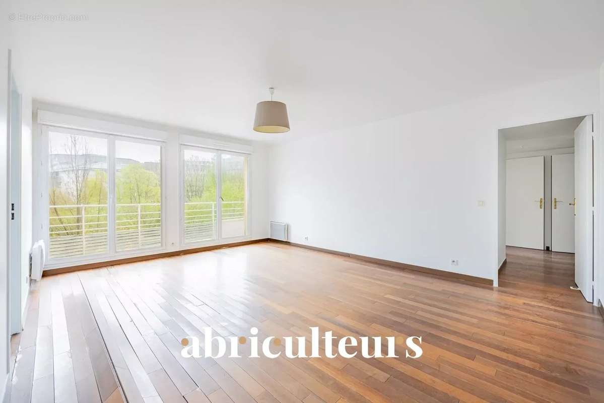 Appartement à SAINT-DENIS