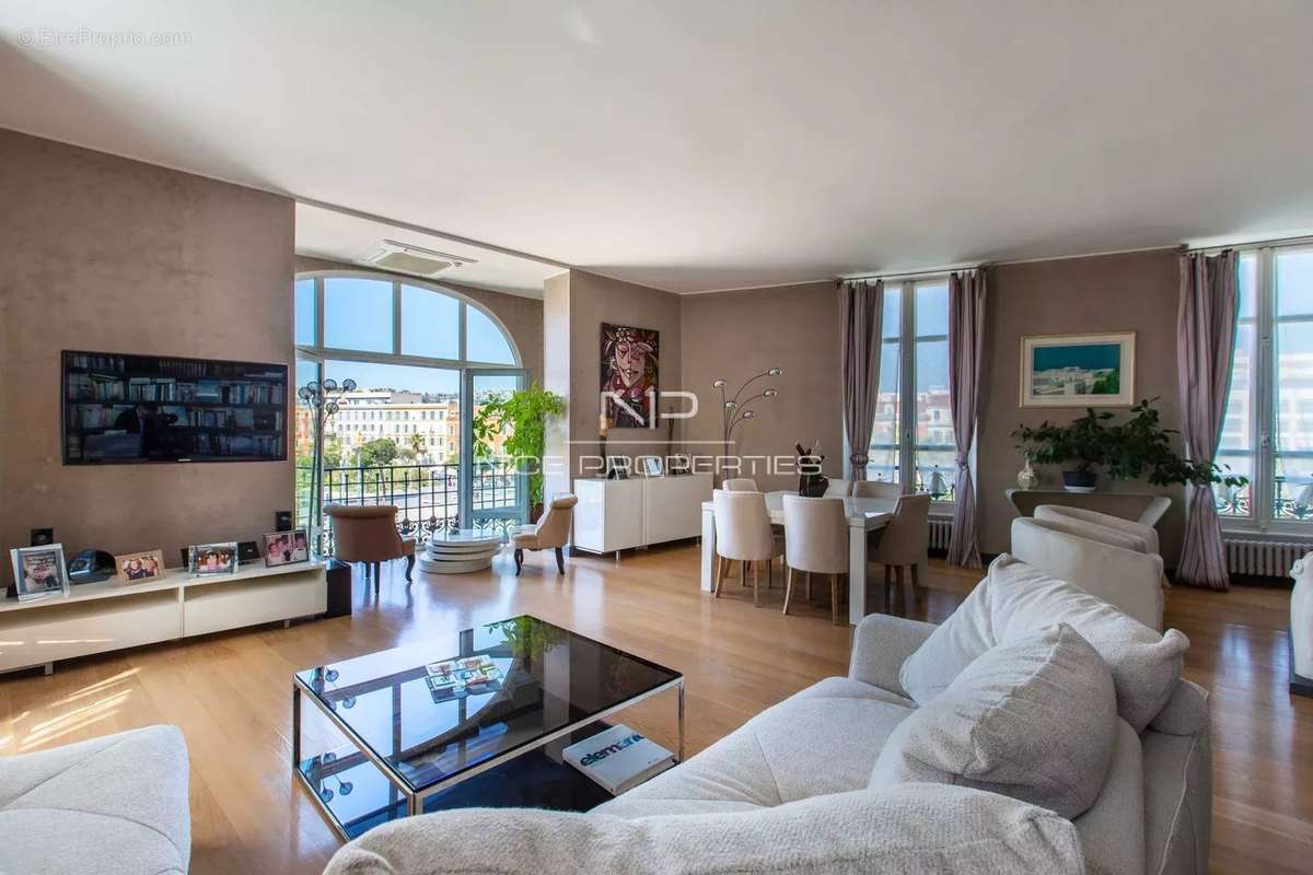 Appartement à NICE