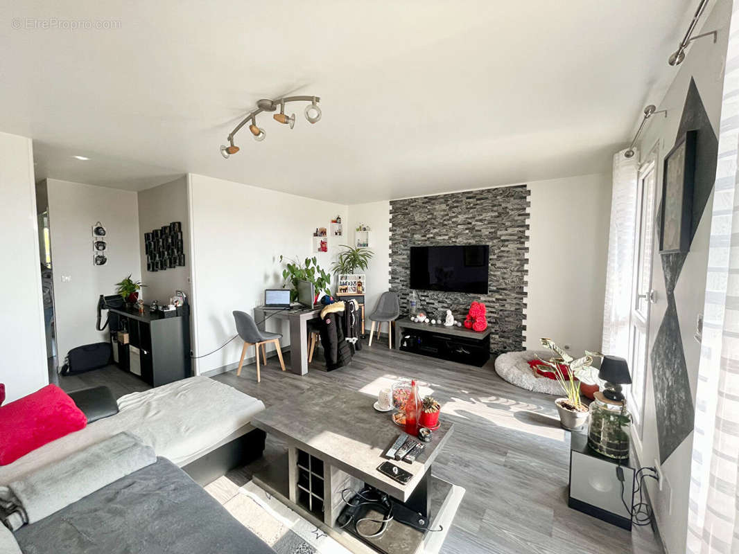 Appartement à SARTROUVILLE