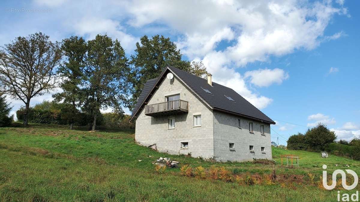 Photo 2 - Maison à SAINT-ANGEL